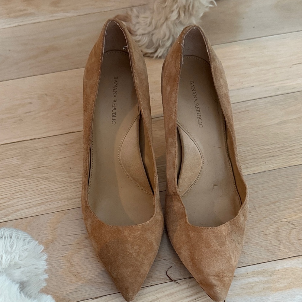 Banana Republic Brown Suede Heels